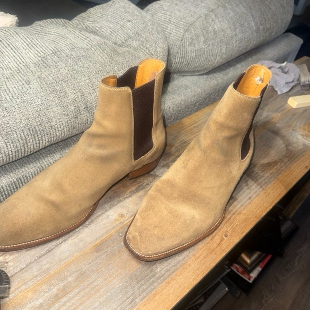 Saint Laurent mens Chelsea tan suede Boots Size 42 preowned